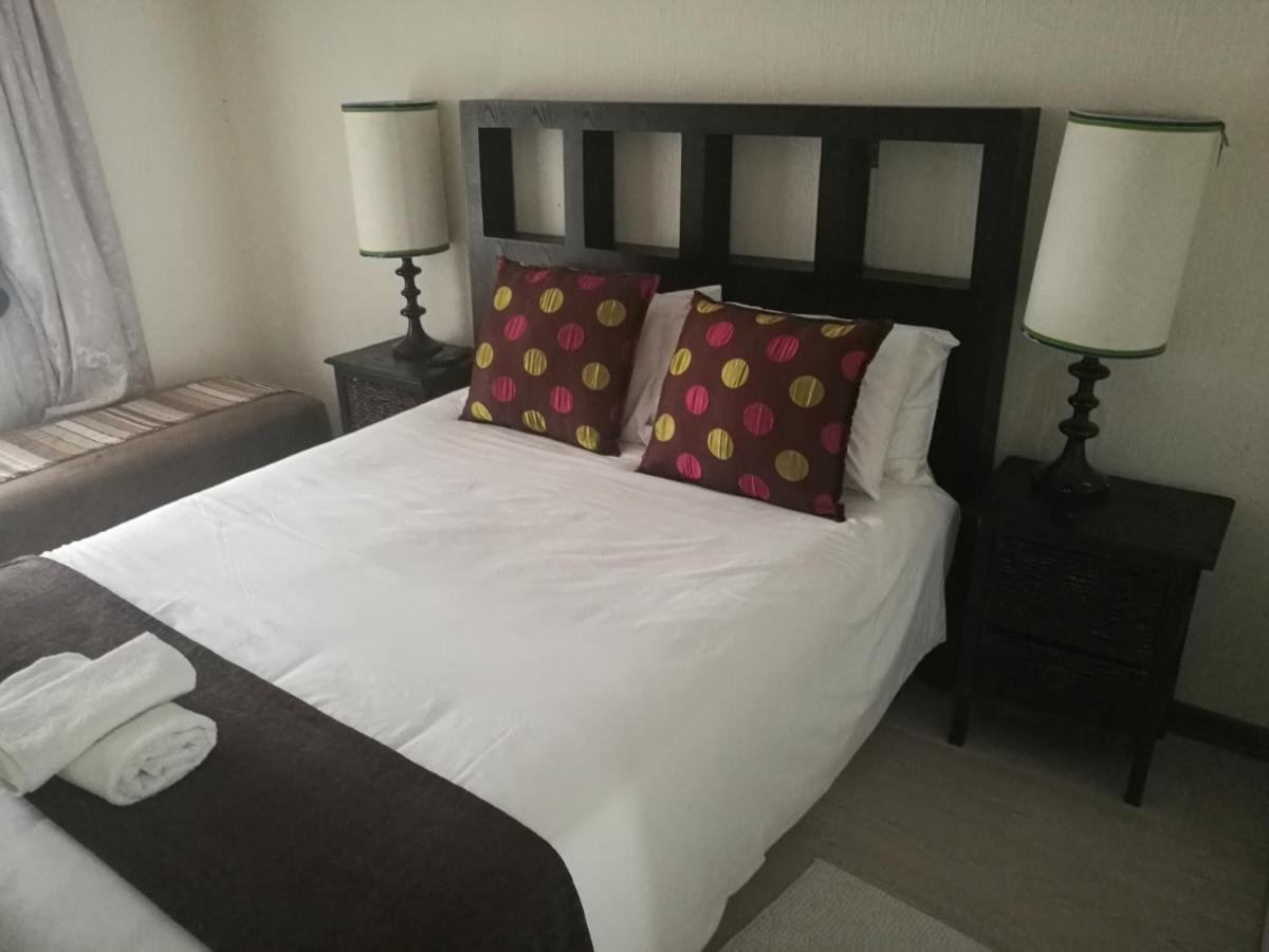 יוהנסבורג Corgi Guest House מראה חיצוני תמונה